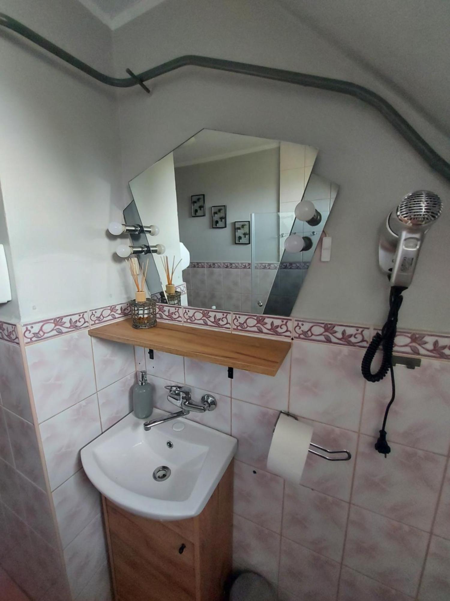 Agroturystyka Zielone Wzgorze Sikorzyno Bagian luar foto